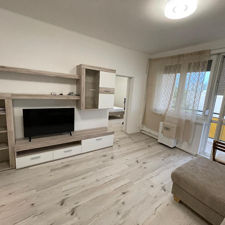 Malompark Apartman With Free Parking Debrecen Kültér fotó